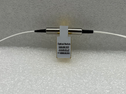 車(chē)規(guī)級(jí)光開(kāi)關(guān)±8kV接觸放電ESD防護(hù)測(cè)試